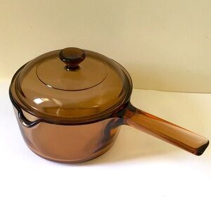 Vision Corning 1L Pot with Lip and Lid